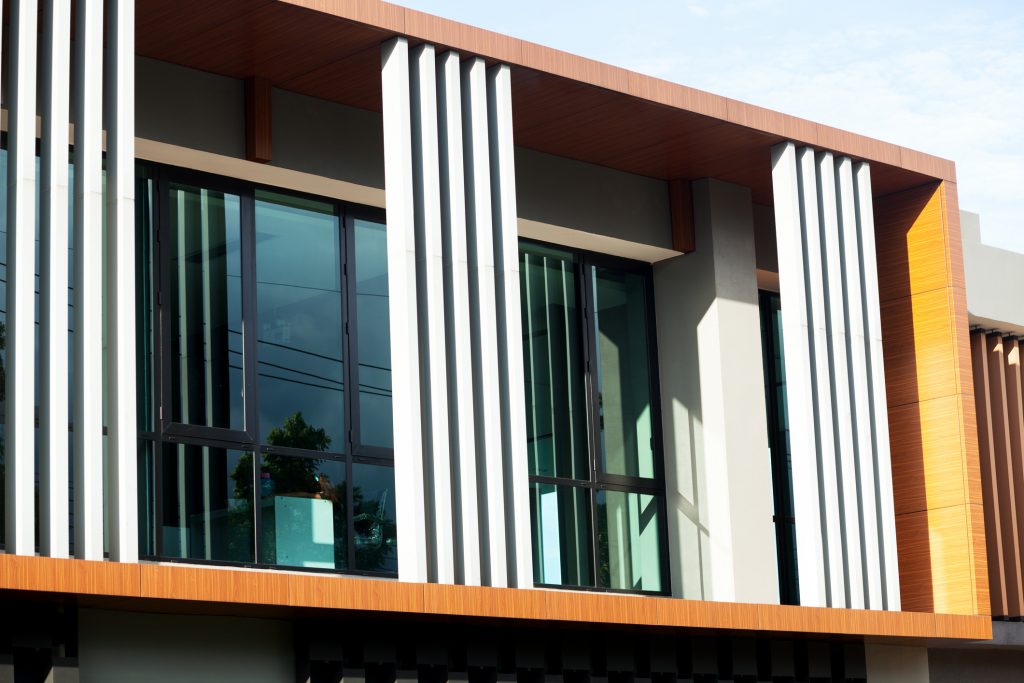 Gorgeous tinted glass windows for your Toronto home